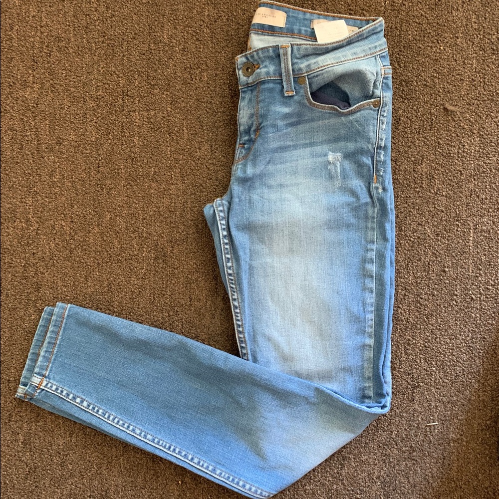 GUESS SKINNY JEANS